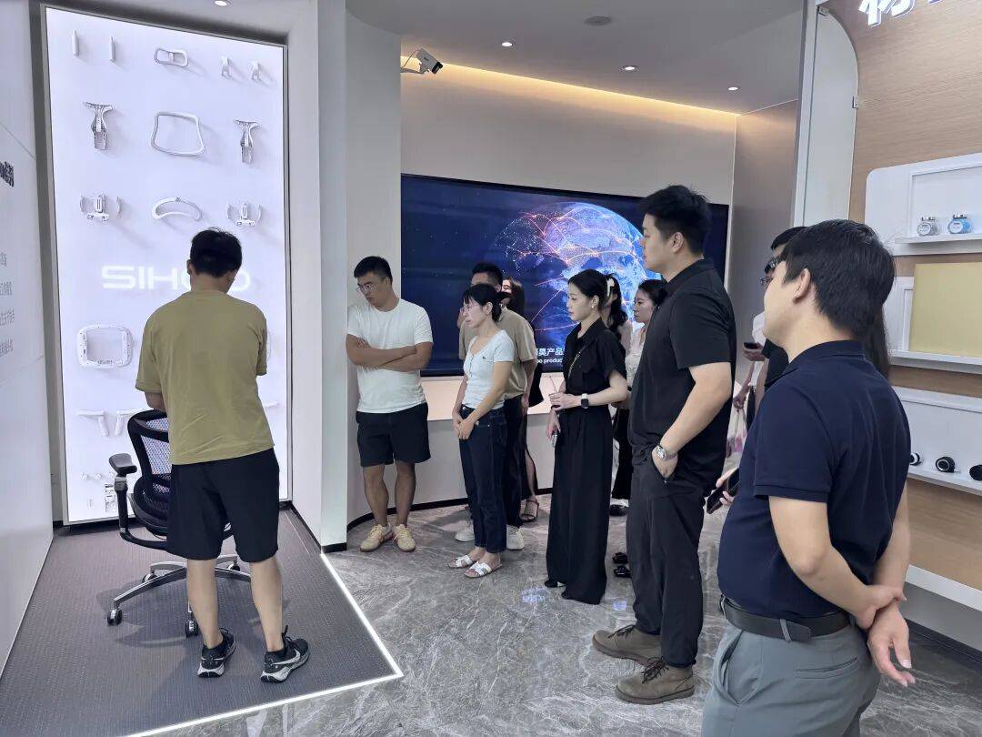 昊智能（SHIOO）解码 “中国椅卖全球” 出海密码麻将胡了模拟器深跨协携会员卖家企业走进百大卖家——西(图4)